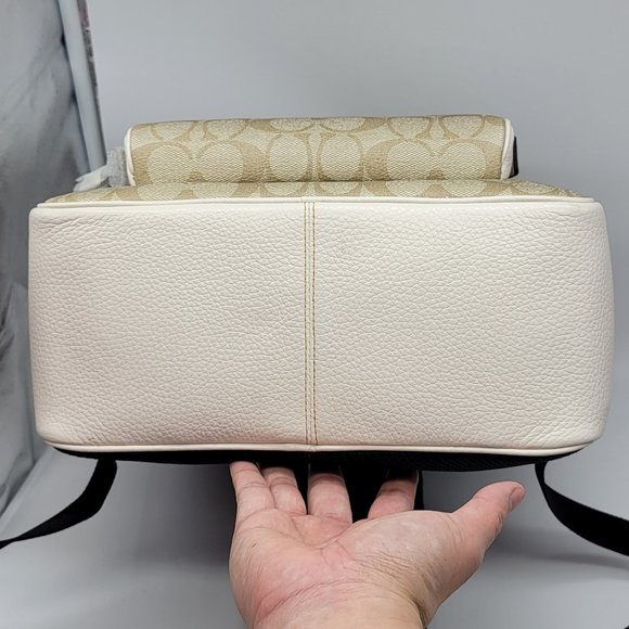 Coach Court Backpack in Signature Canvas with Tiger C7317 Light Khaki Chalk - Picture 5 of 7